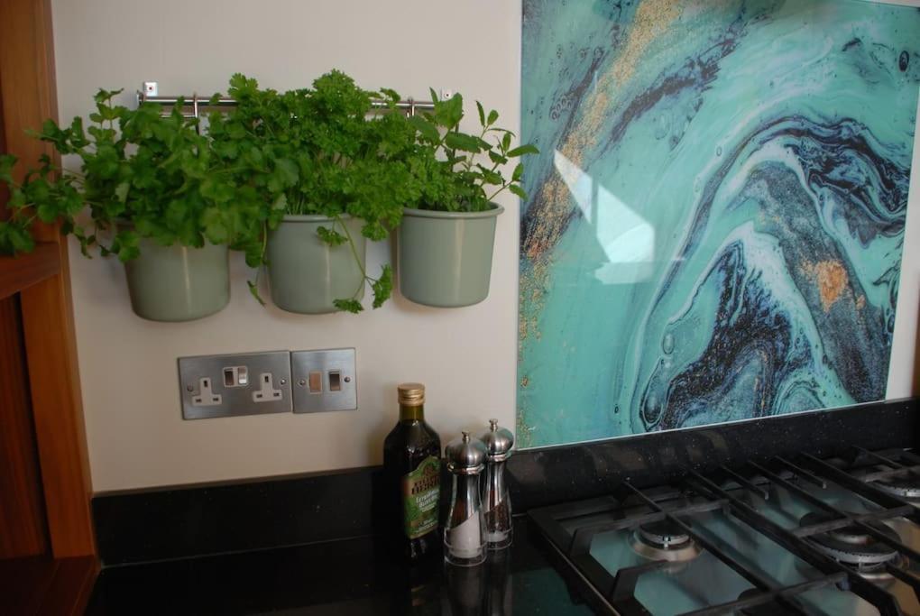 Wow I'M Living On The Beach. Luxury 4 Bed Sleeps 8 Пагъм Екстериор снимка